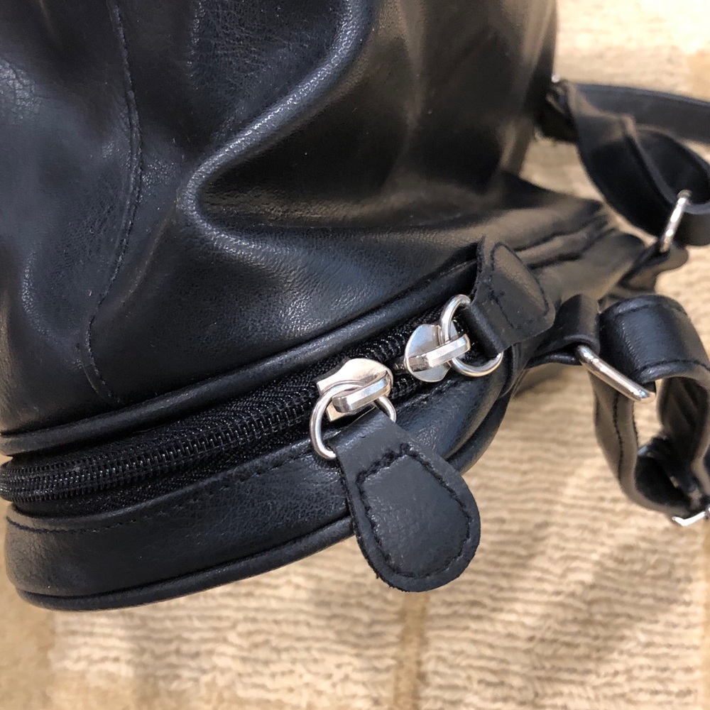 Women’s Purse - Imitation Leather, Black - Picture 7 of 16
